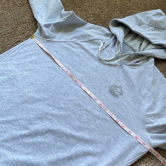 Lululemon City Sweat Pullover Hoodie NHL Vancouver Canucks Light Grey Sea Salt - Picture 11 of 12